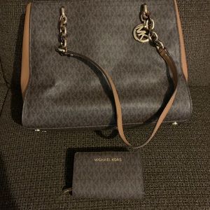 MK purse with wallet
